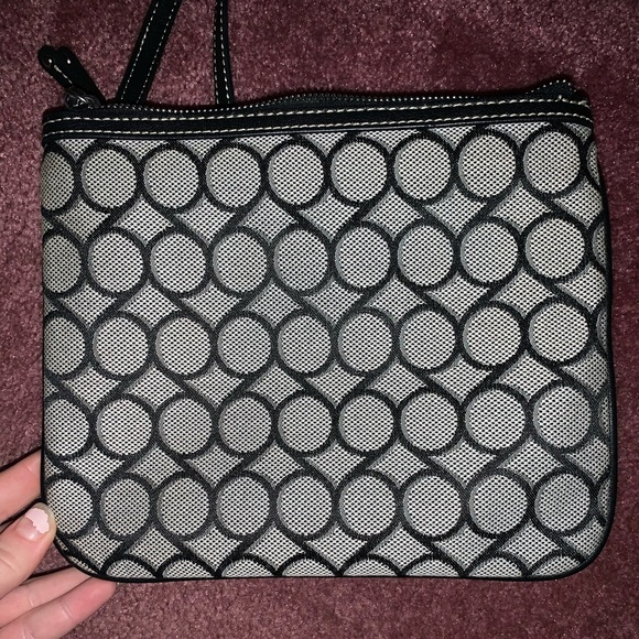 Nine West Crossbody Bag 🖤🤍 - Picture 4 of 4